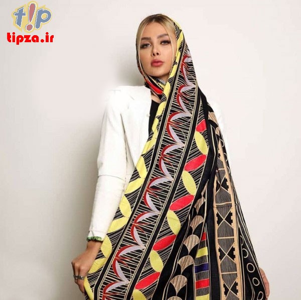 چند مدل روسری نخی شیک با طرح و رنگ جذاب