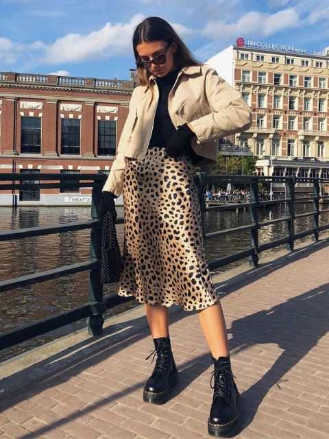 ایده استایل با دامن پلنگی زنانه