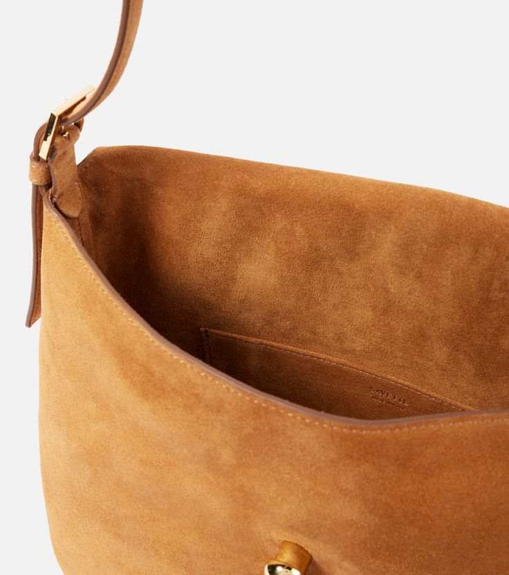 کیف به رنگ آبی روشن