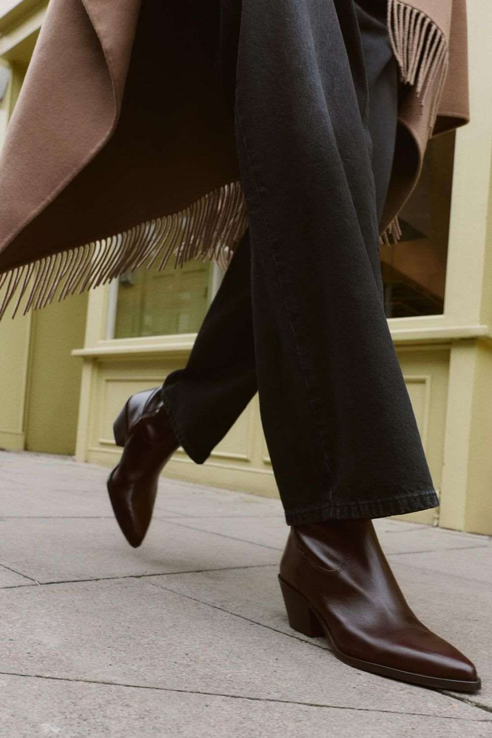 بوت ساق بلند مدل پنجه تیز