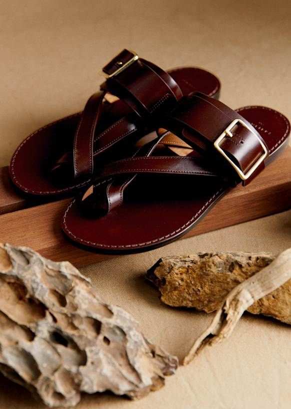 بوت های بلند تا زانو